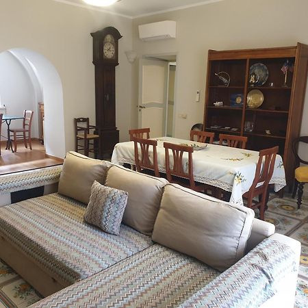 Residenza Sorrentina Apartment Bagian luar foto